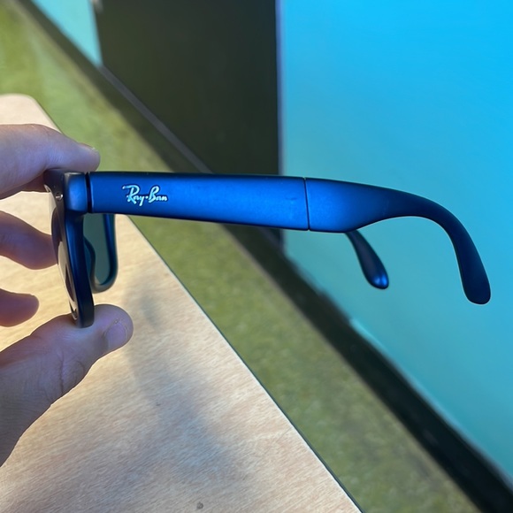 Ray Ban sunglasses folding wayfarer - Picture 2 of 3